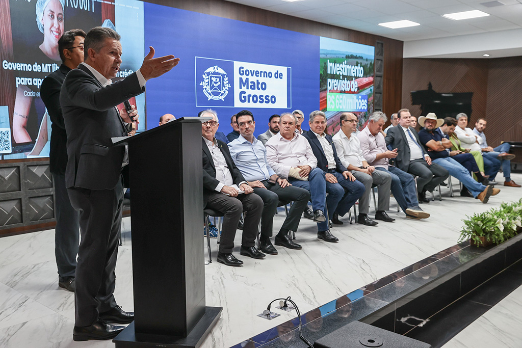 Governador Mauro Mendes recebe prefeitos para tratar da moratória da soja, em novembro de 2023 (Foto: Mayke Toscano/Secom-MT/Divulgação)